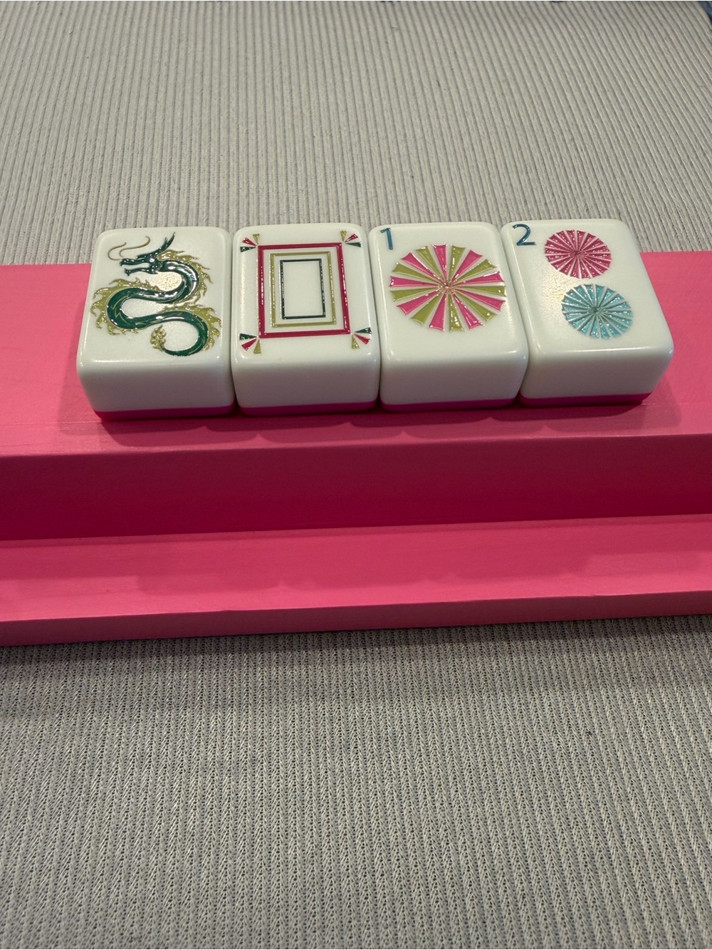 Lovely pink Mahjong tile set complete with wood racks and magnetic pushers- - Picture 5 of 7